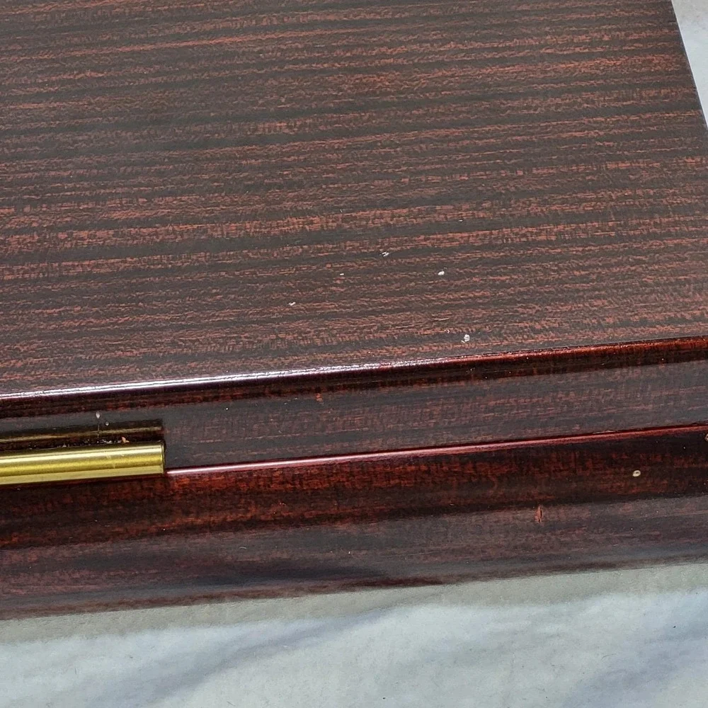 Vintage 1847 Rogers Bros. Silverware Wood Red Felt Lined Empty Storage Case Box